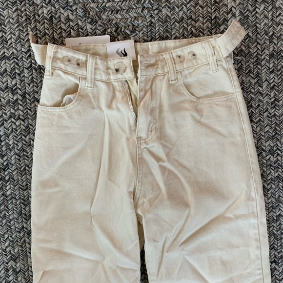 Off-White Straight Leg Pants (NEW WITH TAGS) - Picture 2 of 4